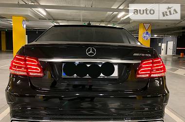 Седан Mercedes-Benz E-Class 2013 в 