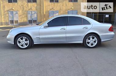 Седан Mercedes-Benz E-Class 2008 в Кривом Роге