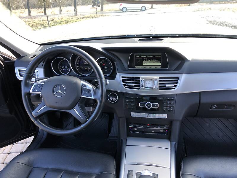 Седан Mercedes-Benz E-Class 2014 в Иршаве