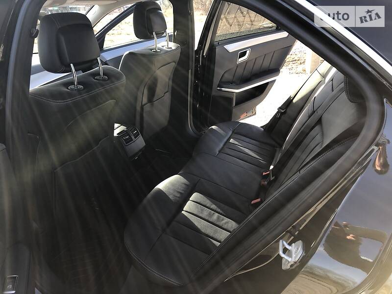 Седан Mercedes-Benz E-Class 2014 в Иршаве