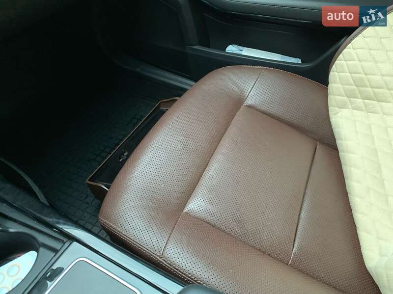 Седан Mercedes-Benz E-Class 2009 в Дрогобичі фото 28 Седан Mercedes-Benz E-Class 2009 в Дрогобичі