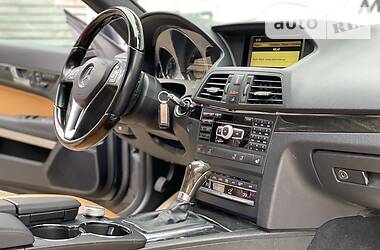 Кабріолет Mercedes-Benz E-Class 2012 в 