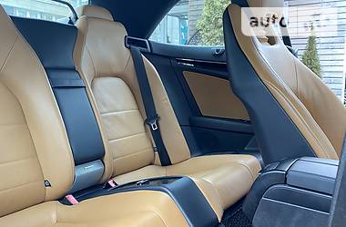 Кабріолет Mercedes-Benz E-Class 2012 в 