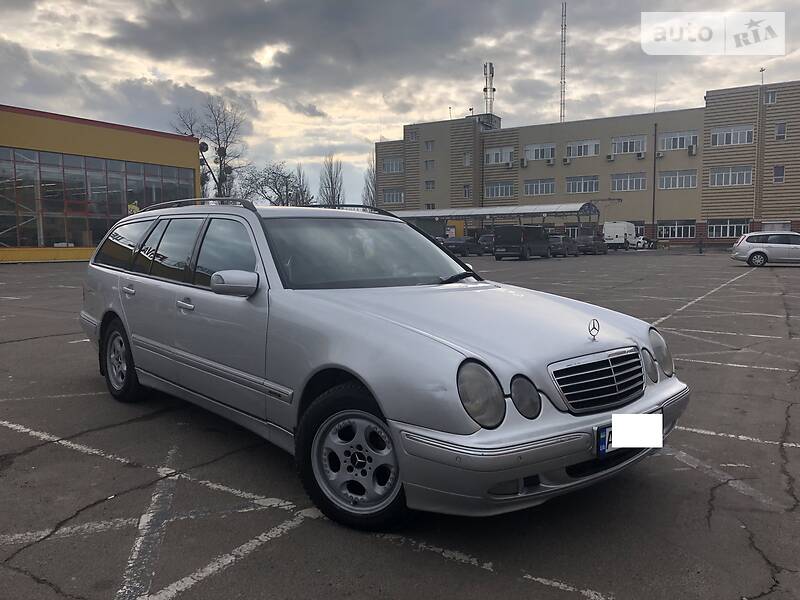Універсал Mercedes-Benz E-Class 2001 в Житомирі