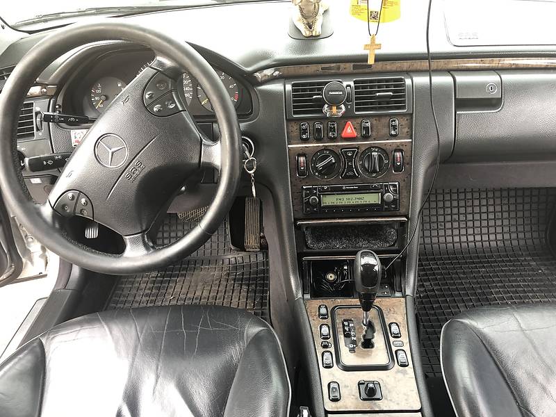 Універсал Mercedes-Benz E-Class 2001 в Житомирі