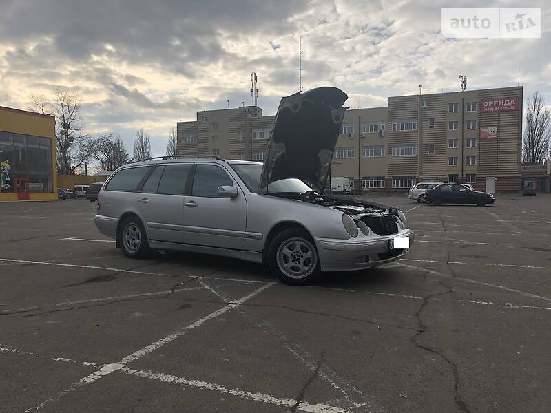 Універсал Mercedes-Benz E-Class 2001 в Житомирі