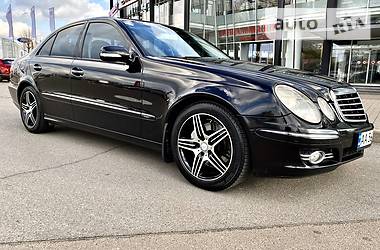 Седан Mercedes-Benz E-Class 2007 в 
