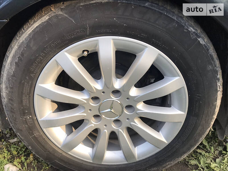 Седан Mercedes-Benz E-Class 2002 в Тернополі
