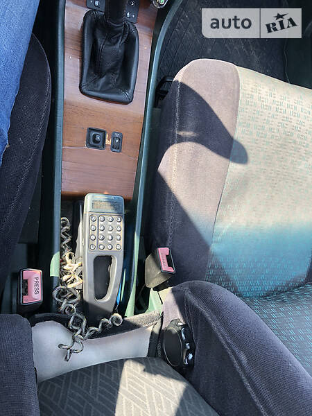 Седан Mercedes-Benz E-Class 1991 в Вінниці