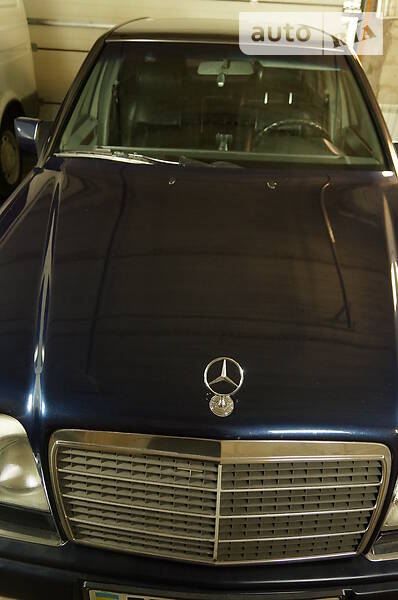 Седан Mercedes-Benz E-Class 1995 в Білій Церкві