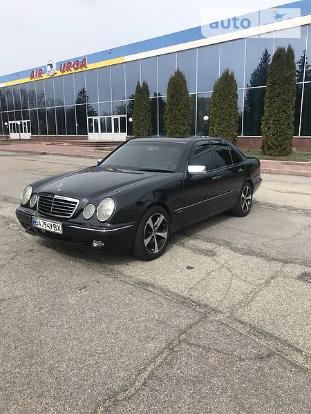 Седан Mercedes-Benz E-Class 1996 в Кропивницькому