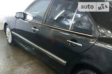Седан Mercedes-Benz E-Class 2001 в 
