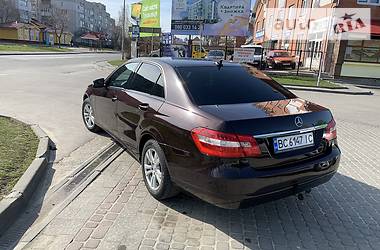 Седан Mercedes-Benz E-Class 2010 в 
