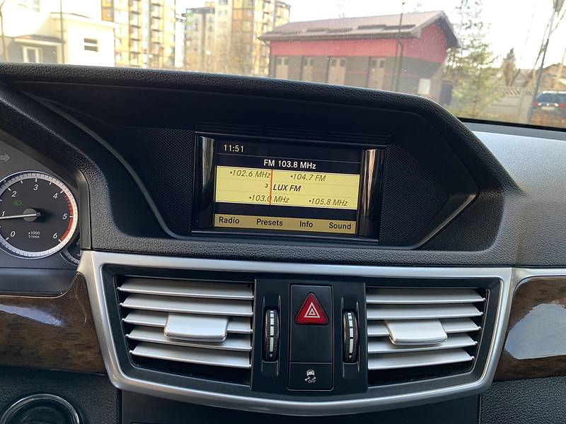 Універсал Mercedes-Benz E-Class 2011 в Івано-Франківську