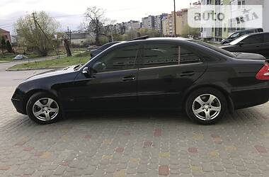 Седан Mercedes-Benz E-Class 2003 в 