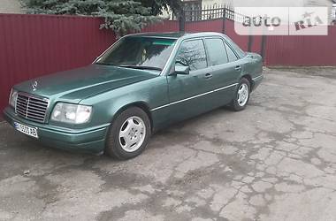 Седан Mercedes-Benz E-Class 1994 в Полтаве