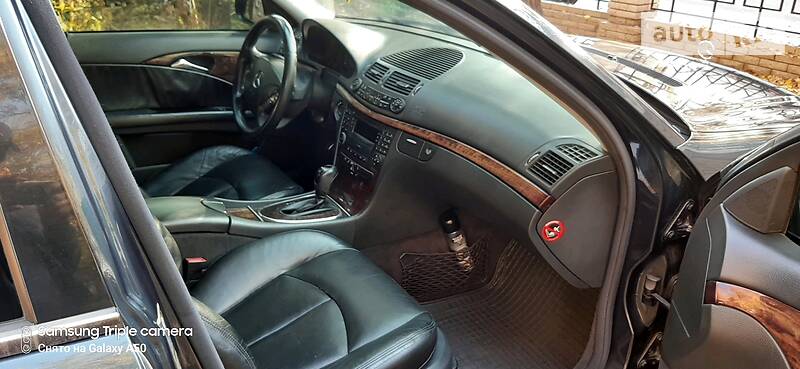Седан Mercedes-Benz E-Class 2003 в Черкасах
