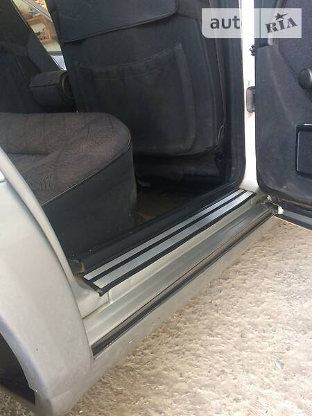 Седан Mercedes-Benz E-Class 1995 в Сваляві фото 60 Седан Mercedes-Benz E-Class 1995 в Сваляві