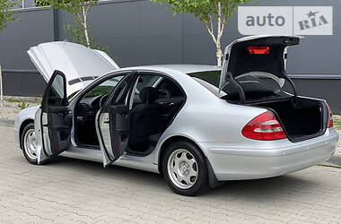 Седан Mercedes-Benz E-Class 2006 в 