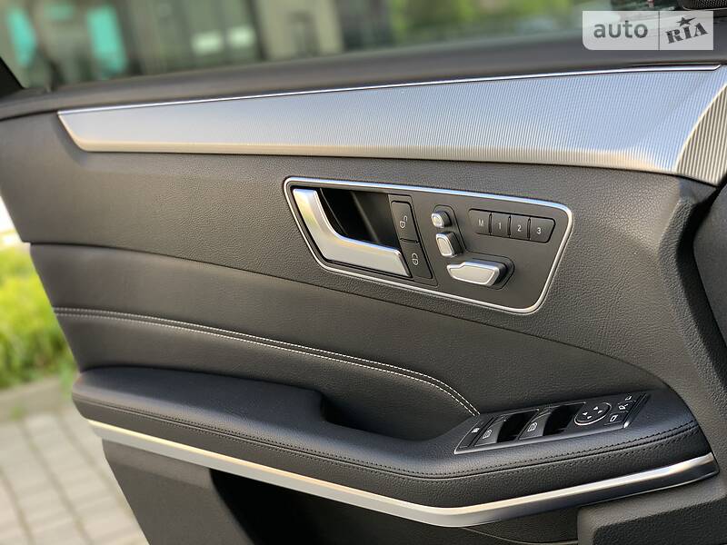 Седан Mercedes-Benz E-Class 2014 в Ивано-Франковске