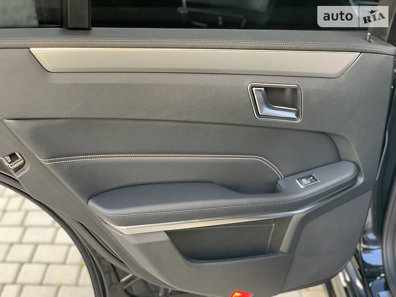 Седан Mercedes-Benz E-Class 2014 в Ивано-Франковске