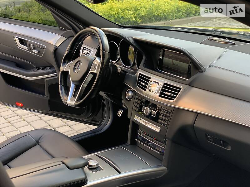 Седан Mercedes-Benz E-Class 2014 в Ивано-Франковске