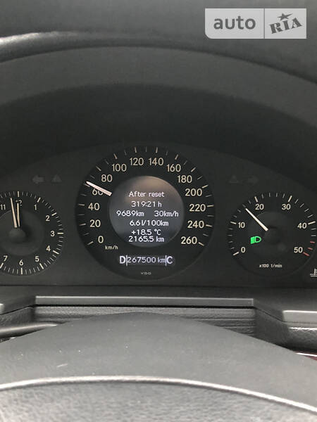 Седан Mercedes-Benz E-Class 2005 в Дніпрі