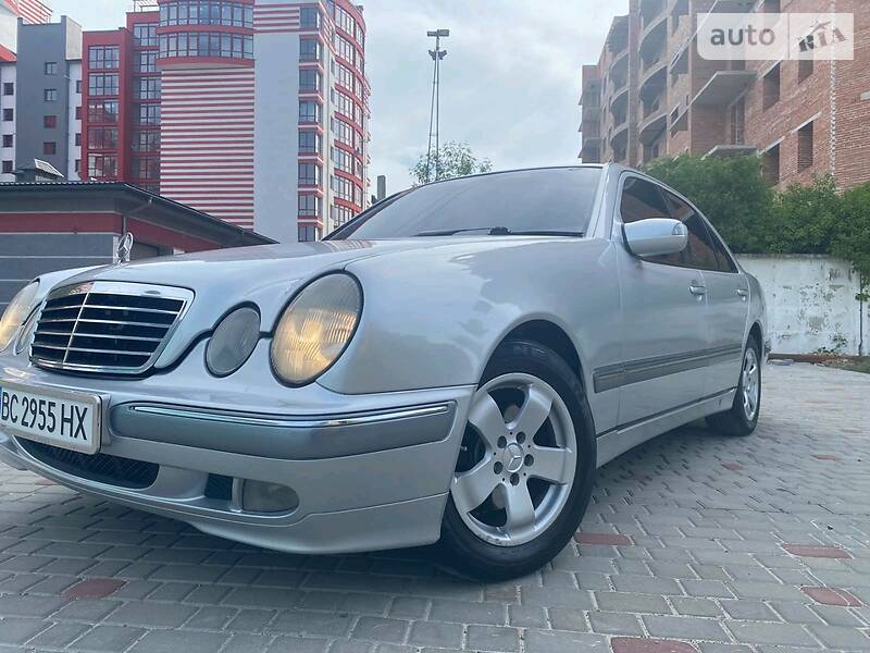 Седан Mercedes-Benz E-Class 2000 в Коломиї