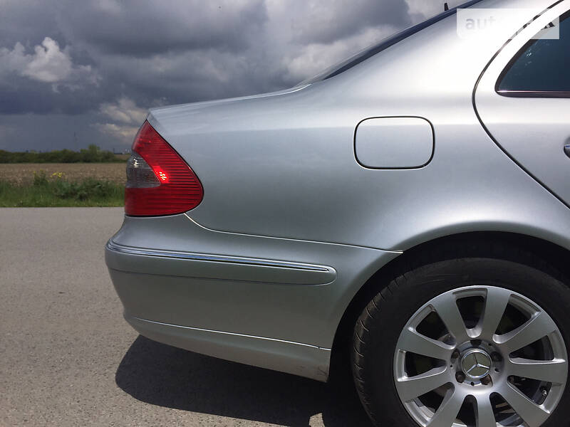 Седан Mercedes-Benz E-Class 2007 в Львові фото 24 Седан Mercedes-Benz E-Class 2007 в Львові