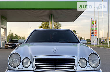 Седан Mercedes-Benz E-Class 1997 в 