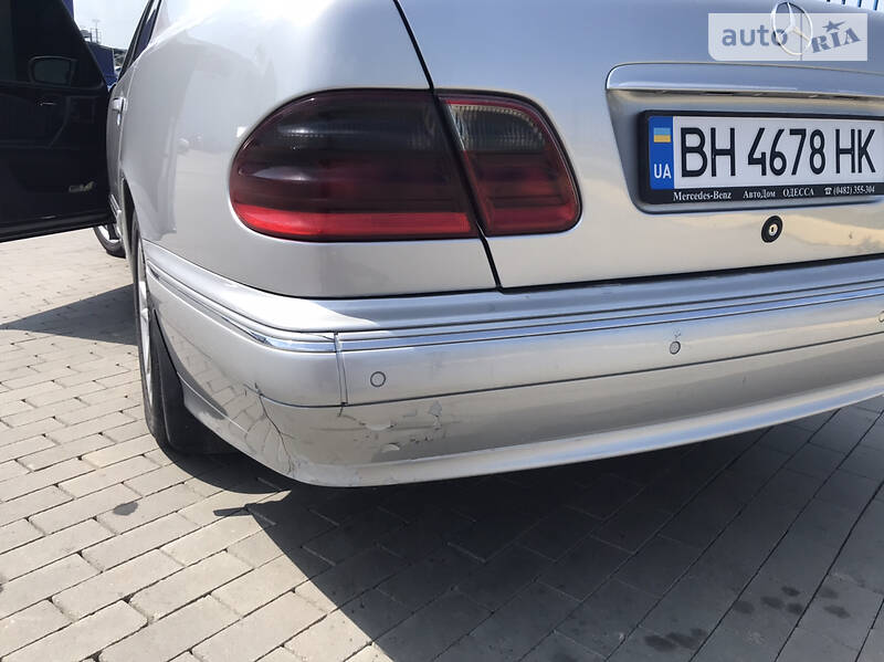 Седан Mercedes-Benz E-Class 2000 в Одесі