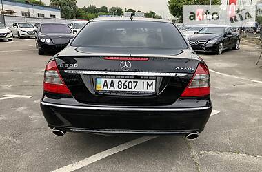 Седан Mercedes-Benz E-Class 2008 в Киеве