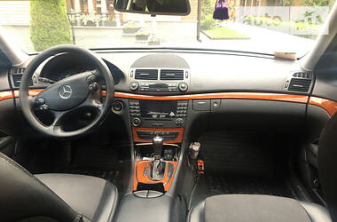 Седан Mercedes-Benz E-Class 2008 в Житомире