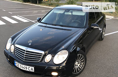 Седан Mercedes-Benz E-Class 2007 в 