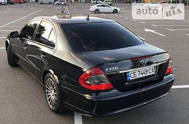 Седан Mercedes-Benz E-Class 2007 в 