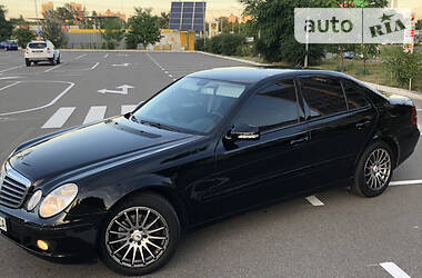 Седан Mercedes-Benz E-Class 2007 в 