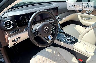 Седан Mercedes-Benz E-Class 2017 в Києві