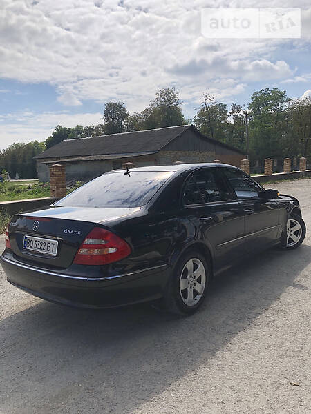 Седан Mercedes-Benz E-Class 2004 в Тернополі