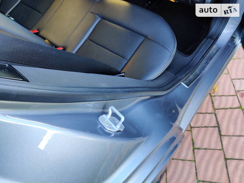 Универсал Mercedes-Benz E-Class 2014 в Стрые