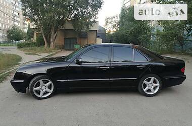 Седан Mercedes-Benz E-Class 1999 в Дніпрі