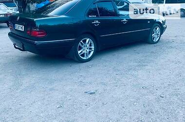 Седан Mercedes-Benz E-Class 1996 в Кривом Роге