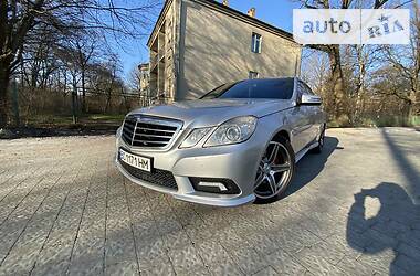 Седан Mercedes-Benz E-Class 2009 в Львове