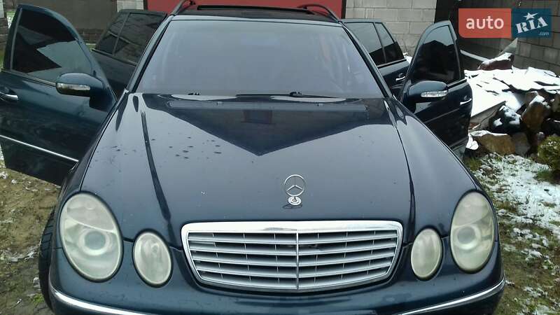 Универсал Mercedes-Benz E-Class 2003 в Сарнах