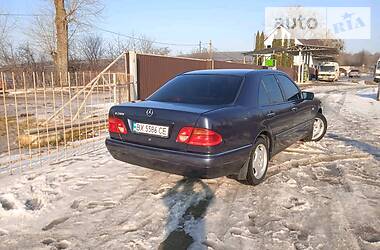 Седан Mercedes-Benz E-Class 1998 в Кам'янець-Подільському