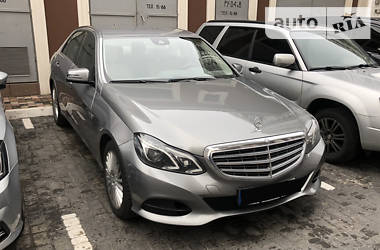 Седан Mercedes-Benz E-Class 2013 в Киеве