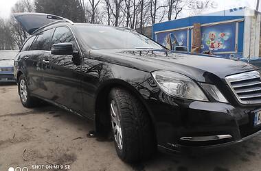 Универсал Mercedes-Benz E-Class 2012 в Долине