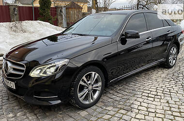 Седан Mercedes-Benz E-Class 2015 в 