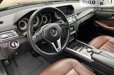 Седан Mercedes-Benz E-Class 2013 в Виннице