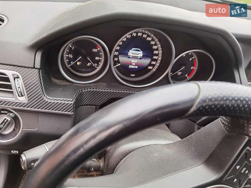 Седан Mercedes-Benz E-Class 2014 в Макарове