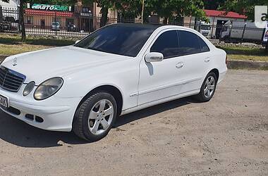 Седан Mercedes-Benz E-Class 2004 в Тернополі